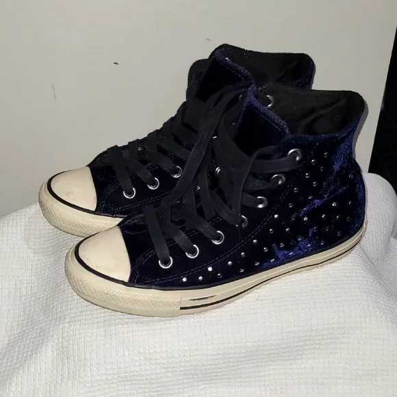 CONVERSE Velvet Size 7 Navy High-Top Sneakers with Studs - Picture 3 of 15